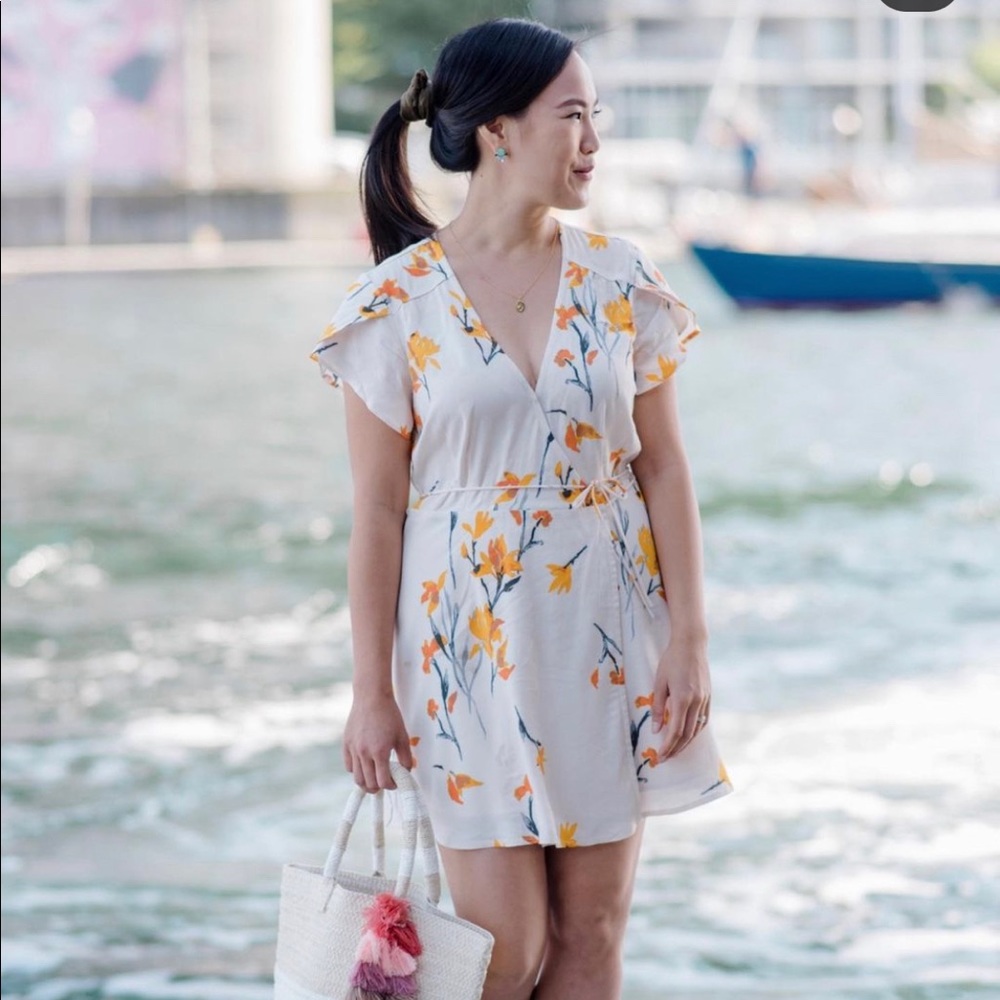 Gentle Fawn Wrap summer floral dress . Size small